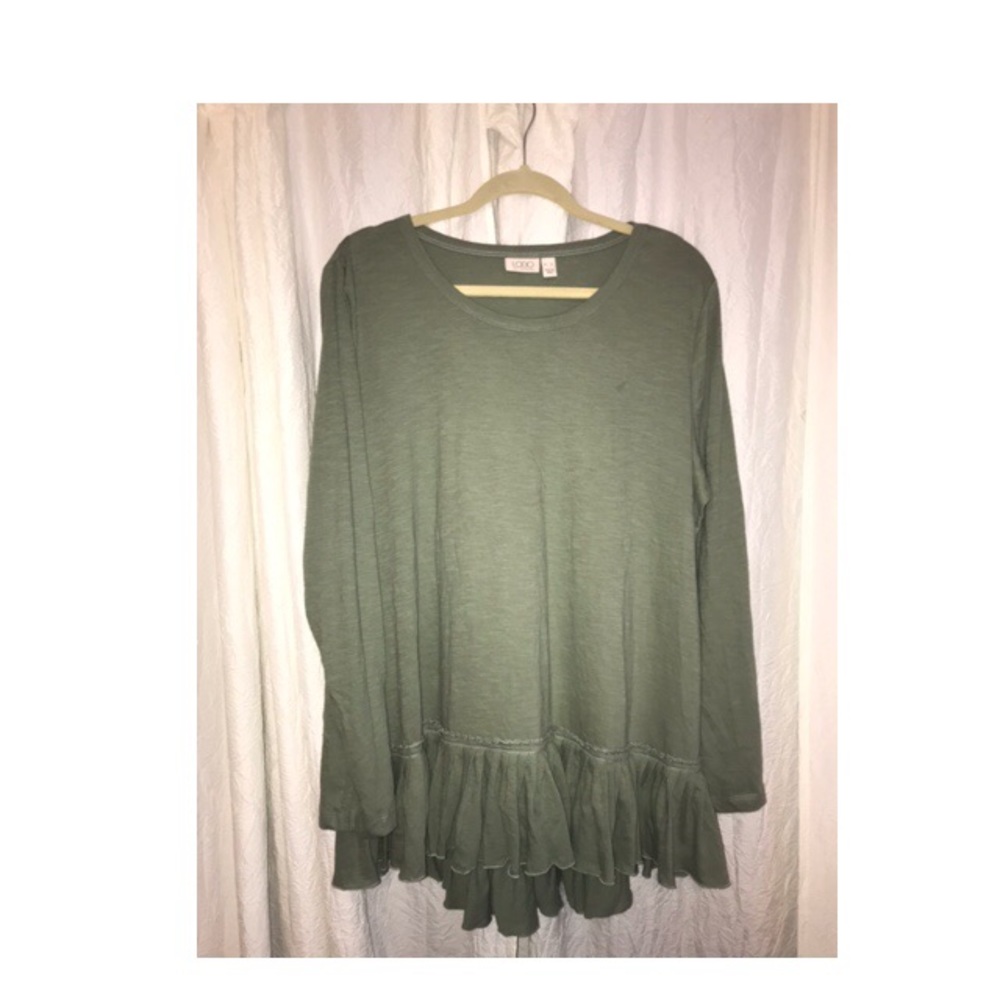 LOGO tunic top